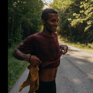 Tracksmith Harrier Tee S